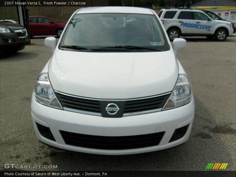 Fresh Powder / Charcoal 2007 Nissan Versa S