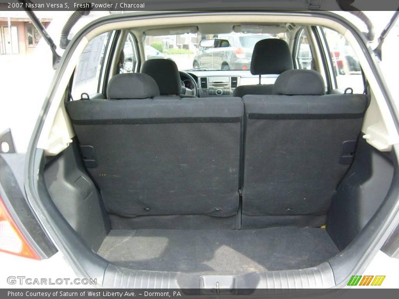 Fresh Powder / Charcoal 2007 Nissan Versa S