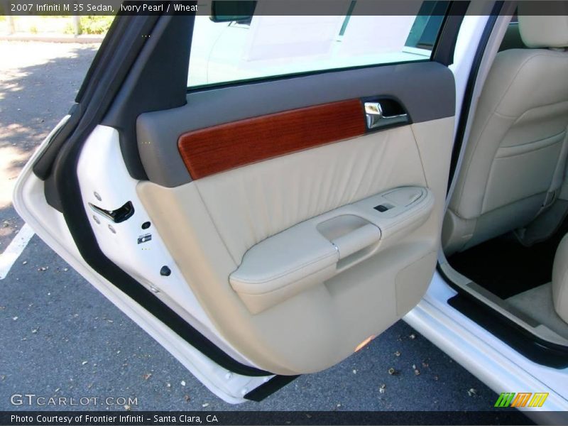 Ivory Pearl / Wheat 2007 Infiniti M 35 Sedan