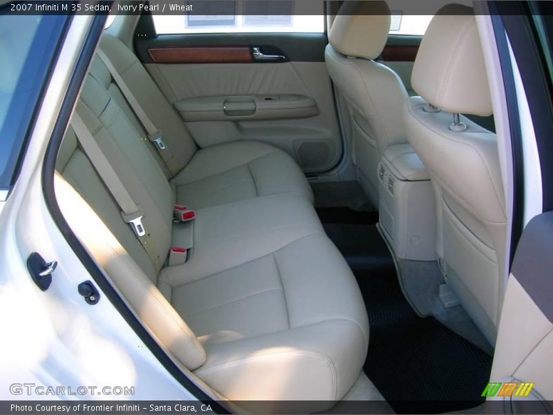 Ivory Pearl / Wheat 2007 Infiniti M 35 Sedan