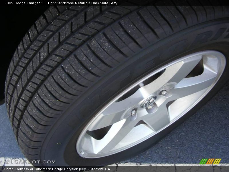 Light Sandstone Metallic / Dark Slate Gray 2009 Dodge Charger SE