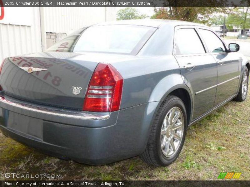 Magnesium Pearl / Dark Slate Gray/Light Graystone 2005 Chrysler 300 C HEMI