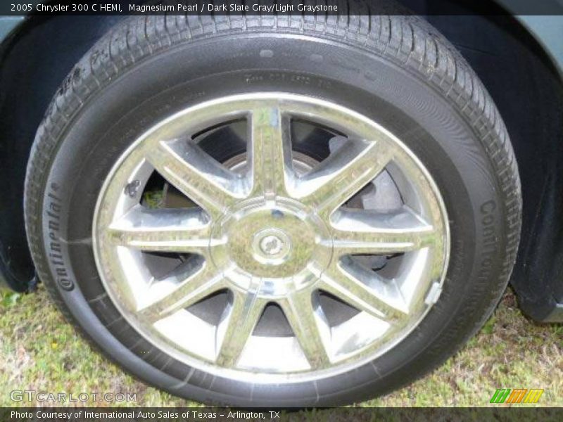 Magnesium Pearl / Dark Slate Gray/Light Graystone 2005 Chrysler 300 C HEMI