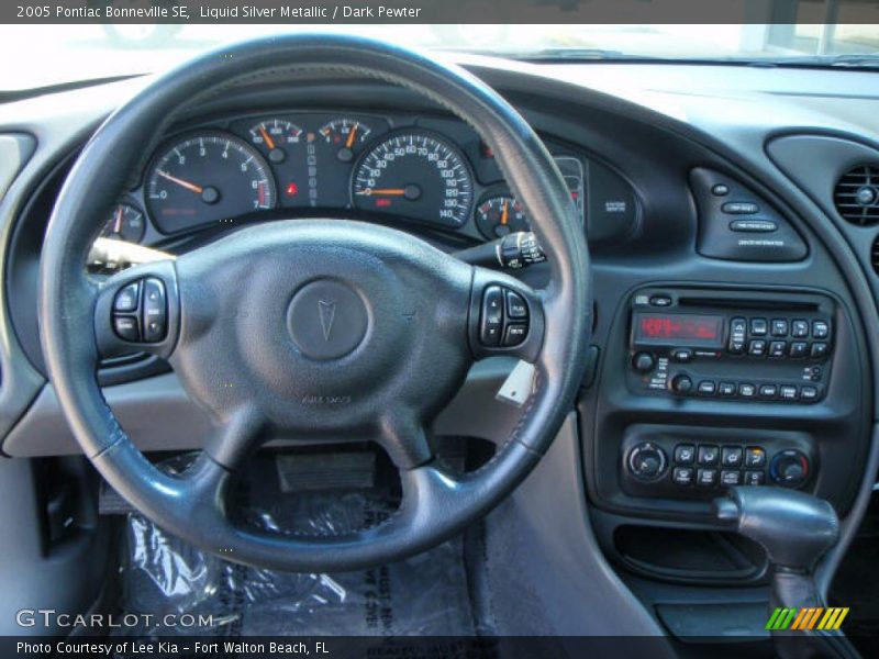 Liquid Silver Metallic / Dark Pewter 2005 Pontiac Bonneville SE