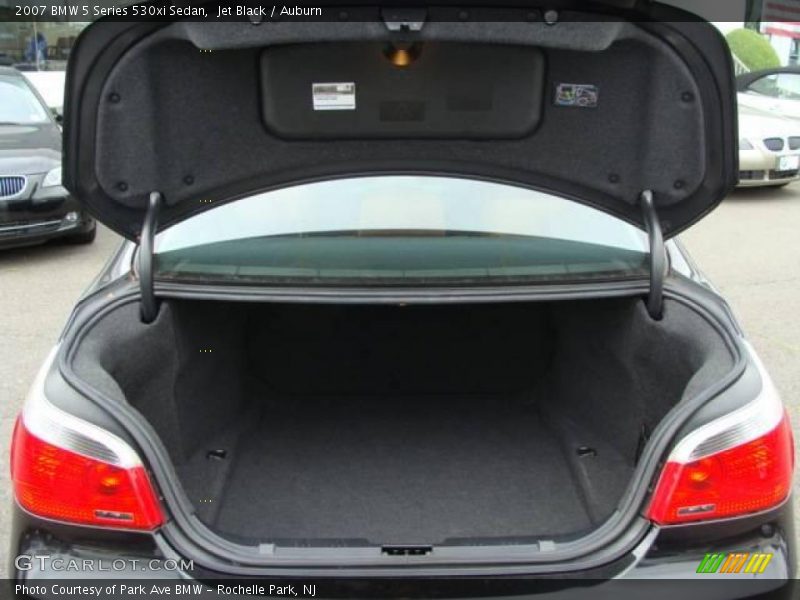 Jet Black / Auburn 2007 BMW 5 Series 530xi Sedan