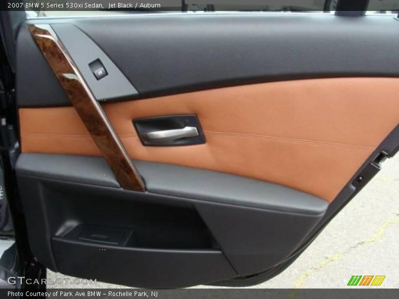 Jet Black / Auburn 2007 BMW 5 Series 530xi Sedan