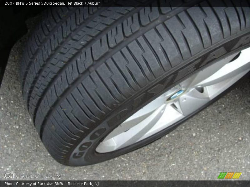 Jet Black / Auburn 2007 BMW 5 Series 530xi Sedan