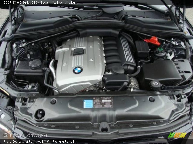 Jet Black / Auburn 2007 BMW 5 Series 530xi Sedan
