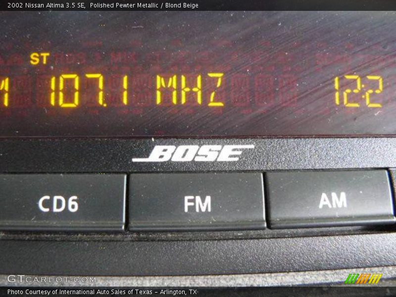 Polished Pewter Metallic / Blond Beige 2002 Nissan Altima 3.5 SE