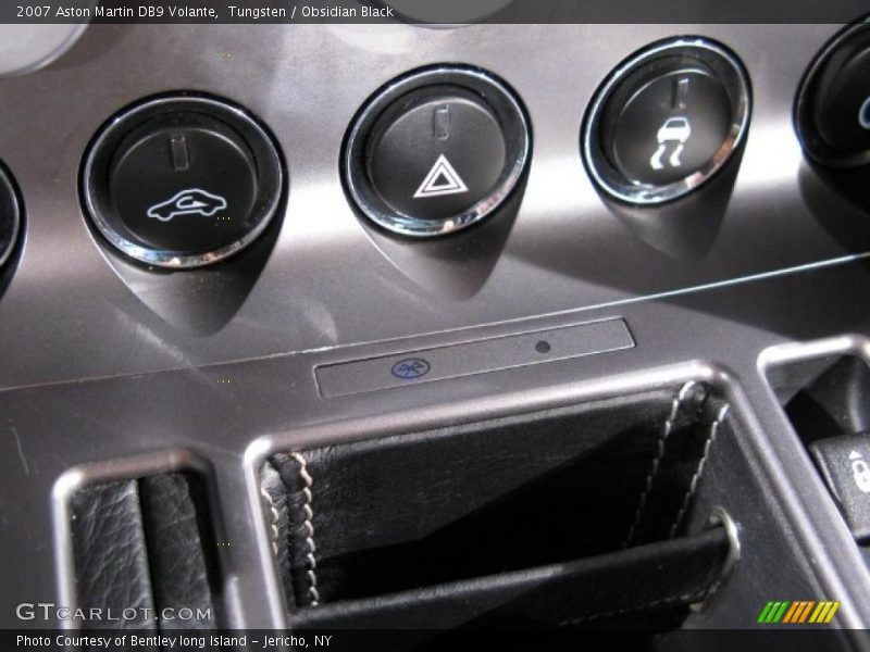 Tungsten / Obsidian Black 2007 Aston Martin DB9 Volante
