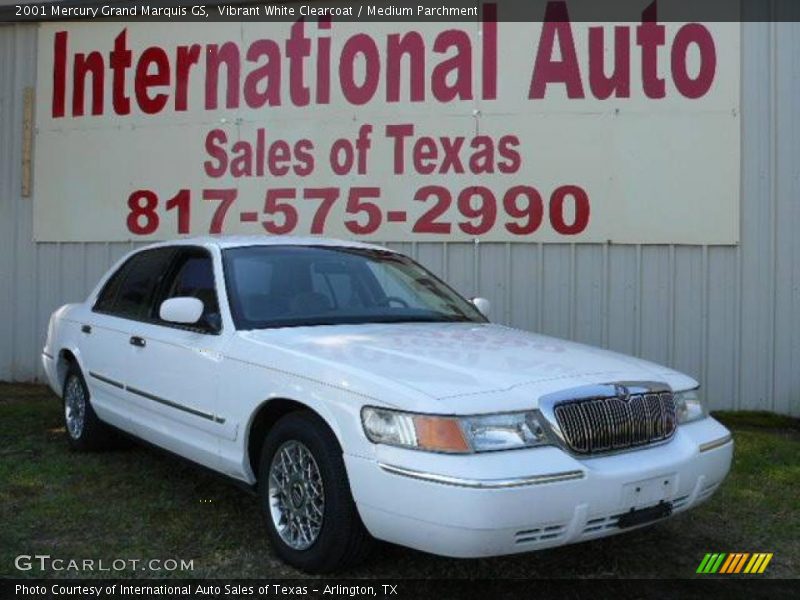 Vibrant White Clearcoat / Medium Parchment 2001 Mercury Grand Marquis GS