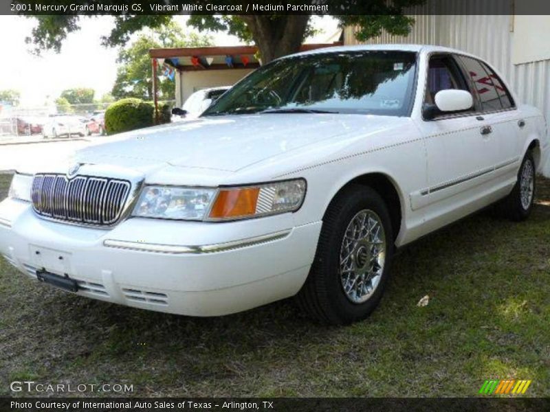 Vibrant White Clearcoat / Medium Parchment 2001 Mercury Grand Marquis GS