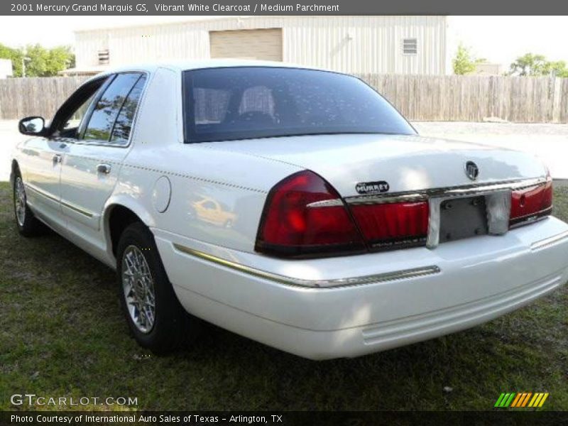 Vibrant White Clearcoat / Medium Parchment 2001 Mercury Grand Marquis GS