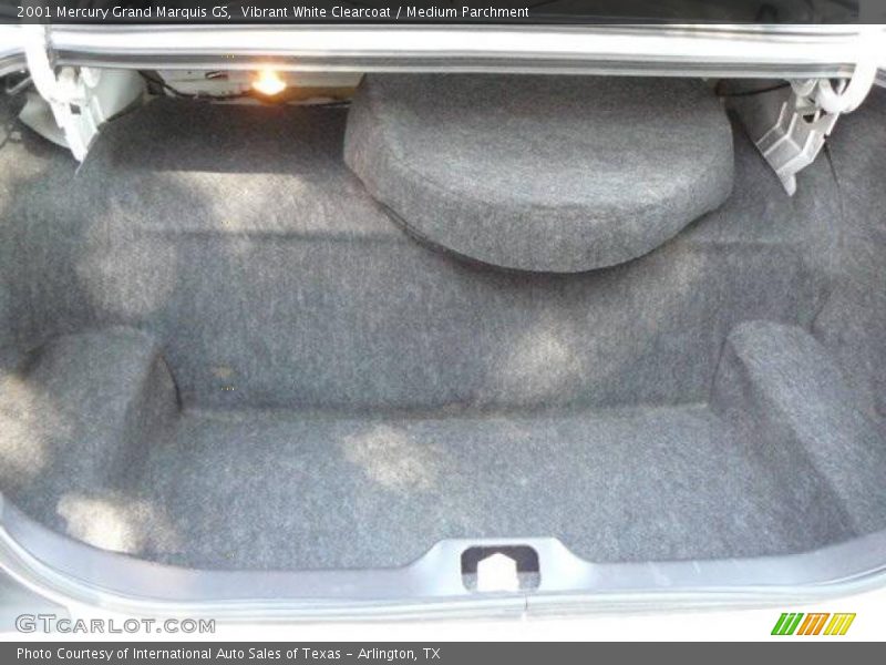 Vibrant White Clearcoat / Medium Parchment 2001 Mercury Grand Marquis GS