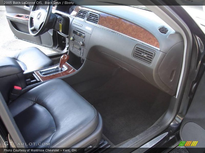 Black Onyx / Ebony 2005 Buick LaCrosse CXS