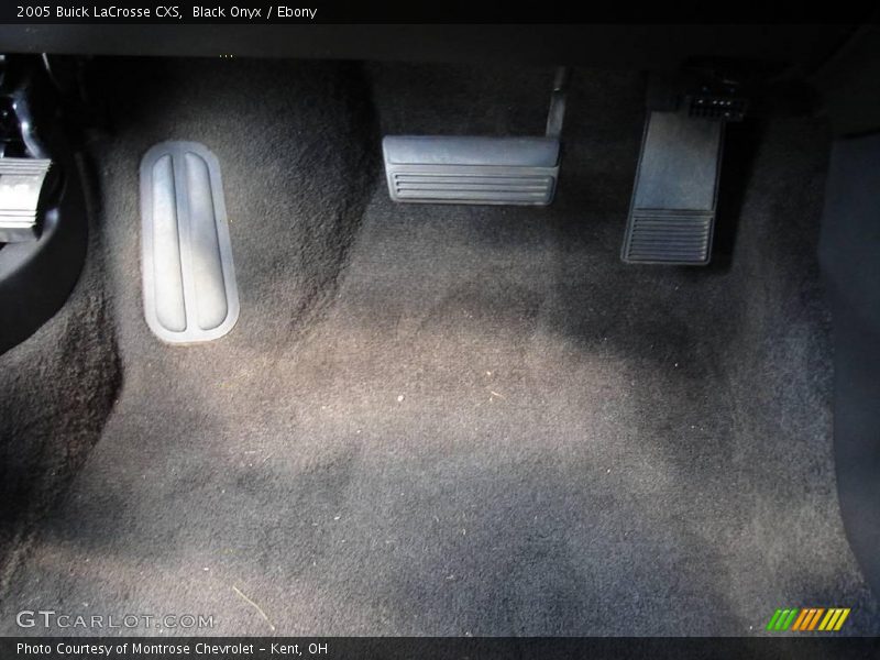 Black Onyx / Ebony 2005 Buick LaCrosse CXS