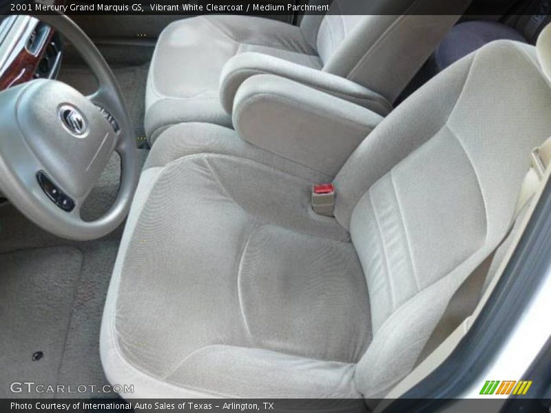 Vibrant White Clearcoat / Medium Parchment 2001 Mercury Grand Marquis GS