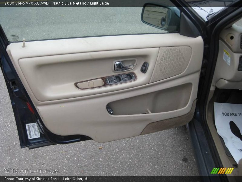 Nautic Blue Metallic / Light Beige 2000 Volvo V70 XC AWD
