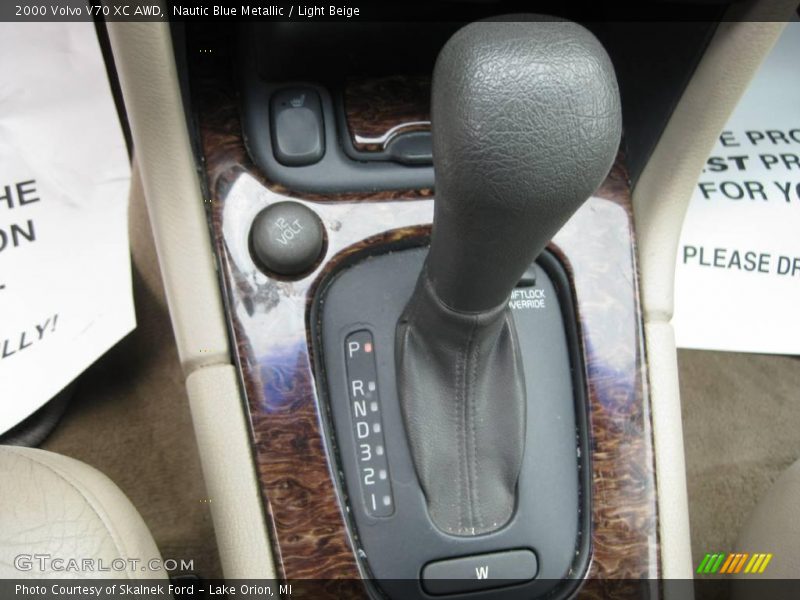 Nautic Blue Metallic / Light Beige 2000 Volvo V70 XC AWD