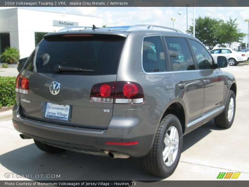 Alaska Grey Metallic / Anthracite 2009 Volkswagen Touareg 2 VR6