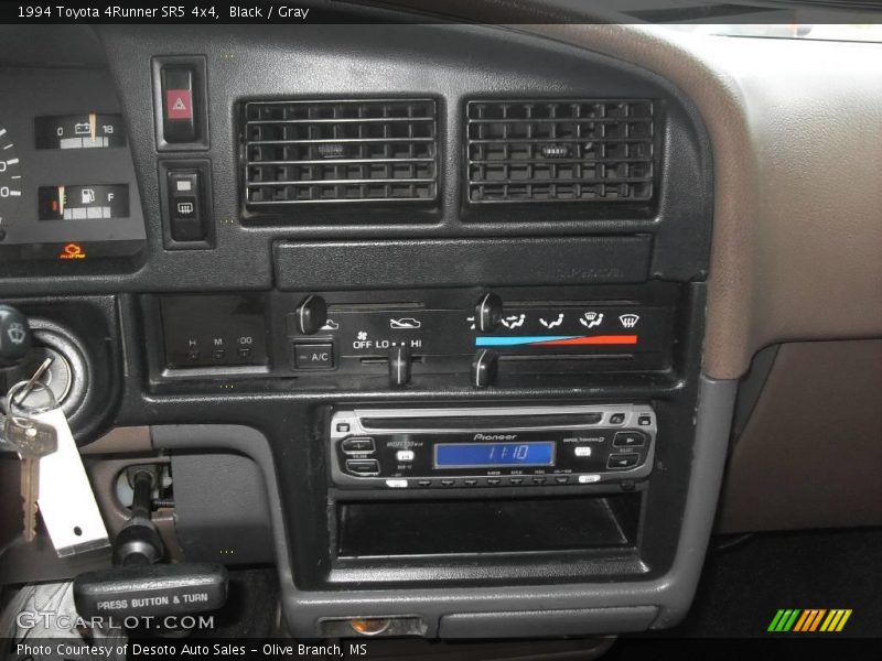 Black / Gray 1994 Toyota 4Runner SR5 4x4