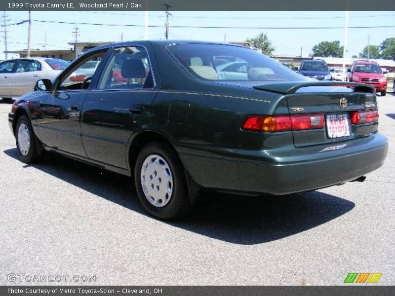 Woodland Pearl / Oak 1999 Toyota Camry LE