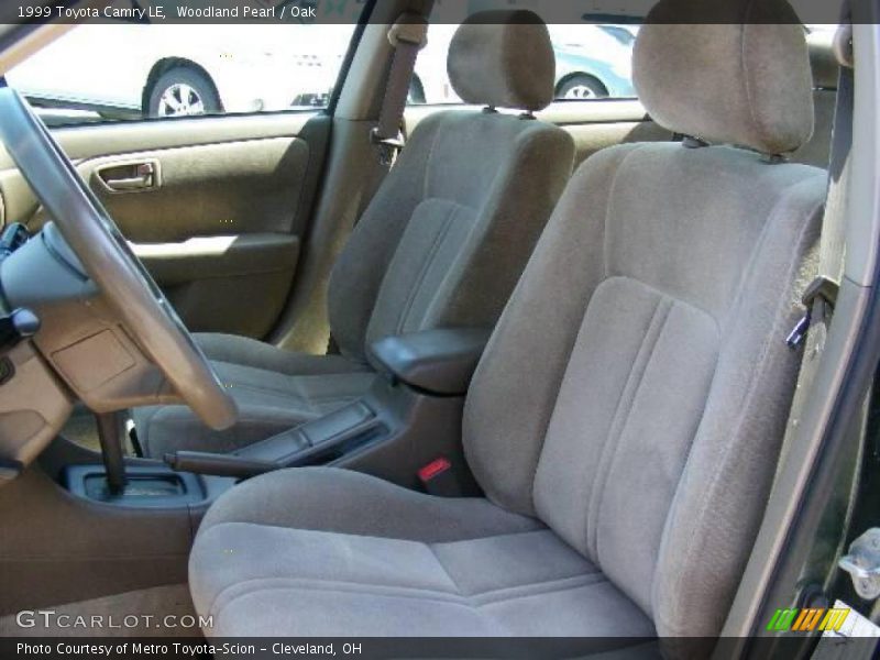 Woodland Pearl / Oak 1999 Toyota Camry LE