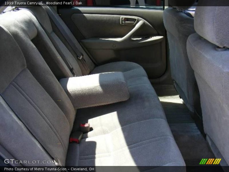 Woodland Pearl / Oak 1999 Toyota Camry LE