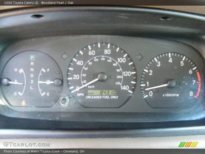 Woodland Pearl / Oak 1999 Toyota Camry LE