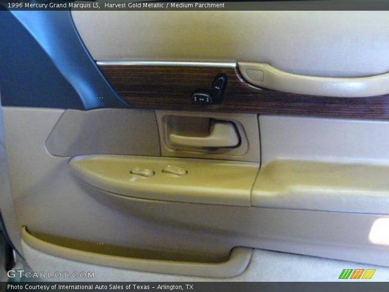 Harvest Gold Metallic / Medium Parchment 1996 Mercury Grand Marquis LS