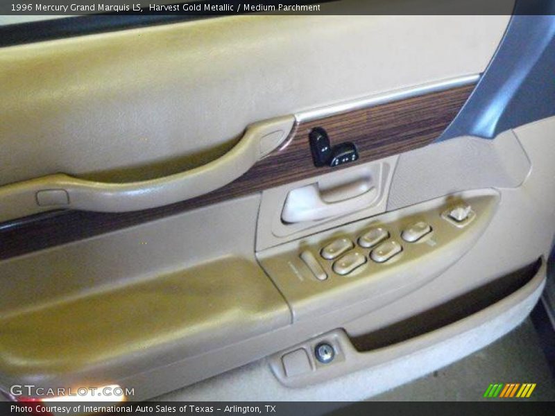 Harvest Gold Metallic / Medium Parchment 1996 Mercury Grand Marquis LS