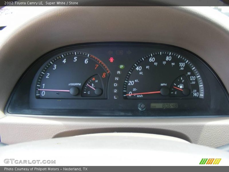 Super White / Stone 2002 Toyota Camry LE