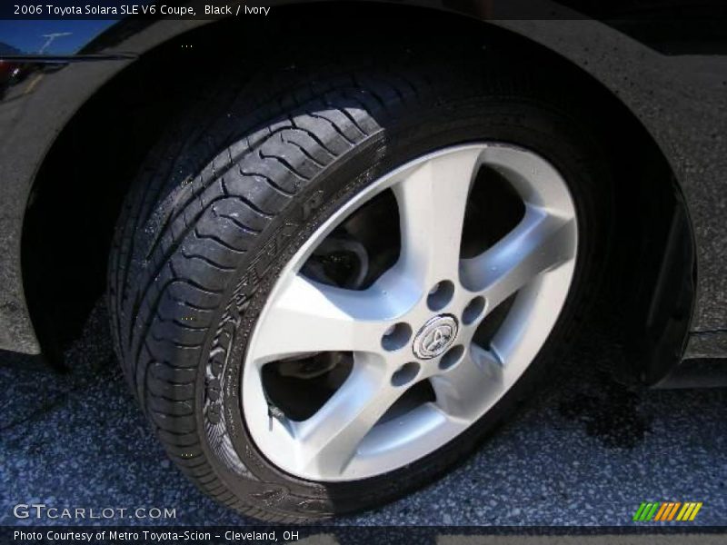 Black / Ivory 2006 Toyota Solara SLE V6 Coupe