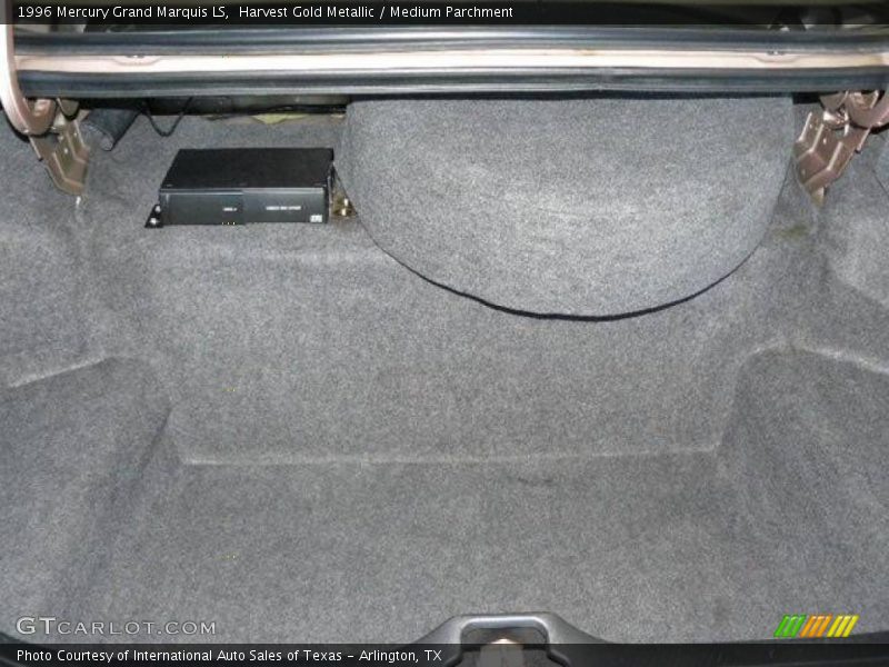 Harvest Gold Metallic / Medium Parchment 1996 Mercury Grand Marquis LS