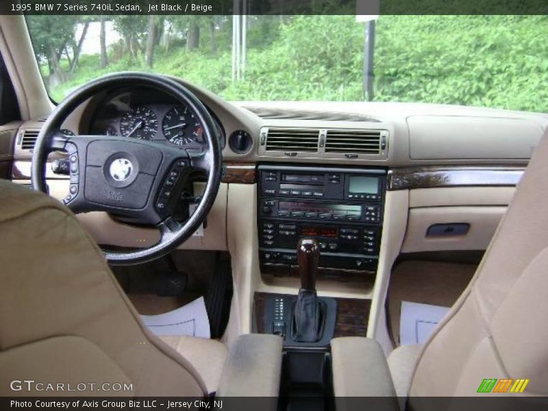 Jet Black / Beige 1995 BMW 7 Series 740iL Sedan