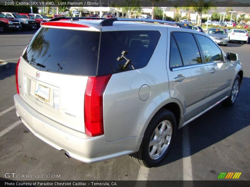 Light Platinum / Ebony 2005 Cadillac SRX V8 AWD