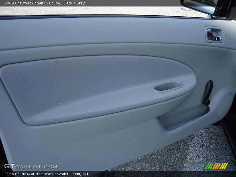 Black / Gray 2009 Chevrolet Cobalt LS Coupe
