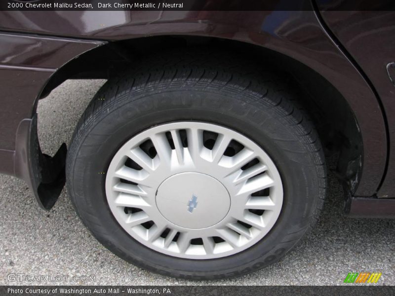 Dark Cherry Metallic / Neutral 2000 Chevrolet Malibu Sedan