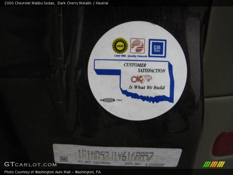 Dark Cherry Metallic / Neutral 2000 Chevrolet Malibu Sedan