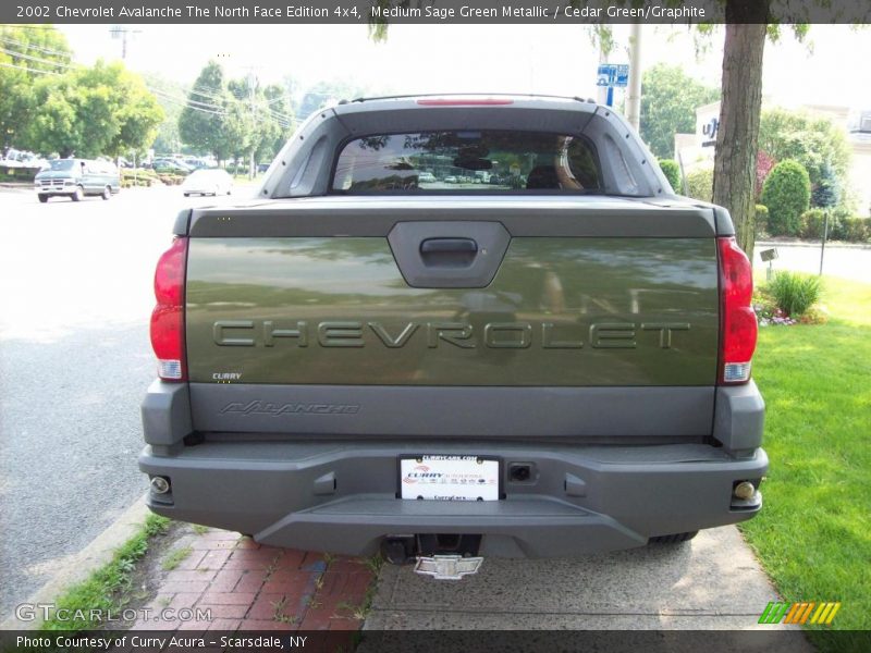 Medium Sage Green Metallic / Cedar Green/Graphite 2002 Chevrolet Avalanche The North Face Edition 4x4