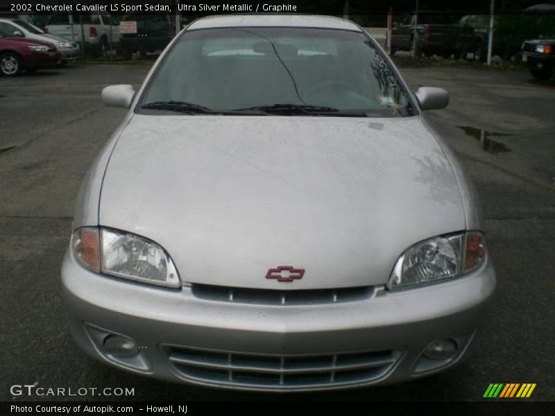 Ultra Silver Metallic / Graphite 2002 Chevrolet Cavalier LS Sport Sedan