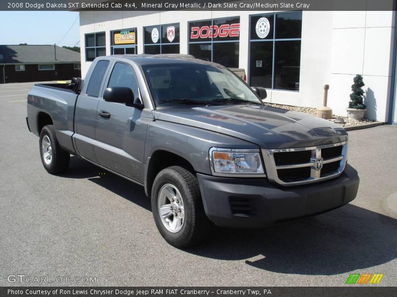 Mineral Gray Metallic / Dark Slate Gray/Medium Slate Gray 2008 Dodge Dakota SXT Extended Cab 4x4