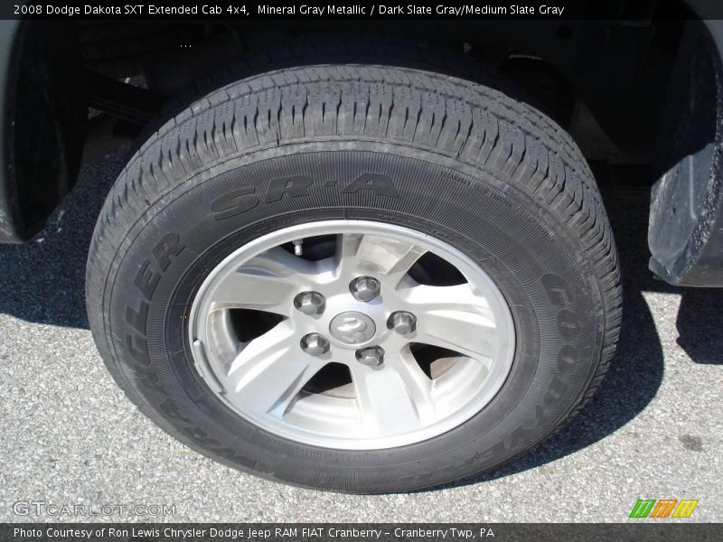 Mineral Gray Metallic / Dark Slate Gray/Medium Slate Gray 2008 Dodge Dakota SXT Extended Cab 4x4