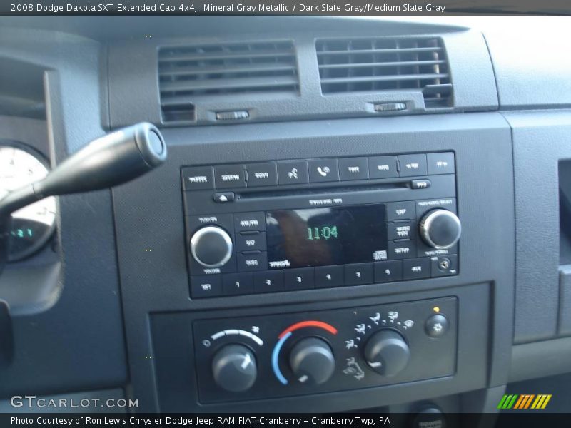 Mineral Gray Metallic / Dark Slate Gray/Medium Slate Gray 2008 Dodge Dakota SXT Extended Cab 4x4
