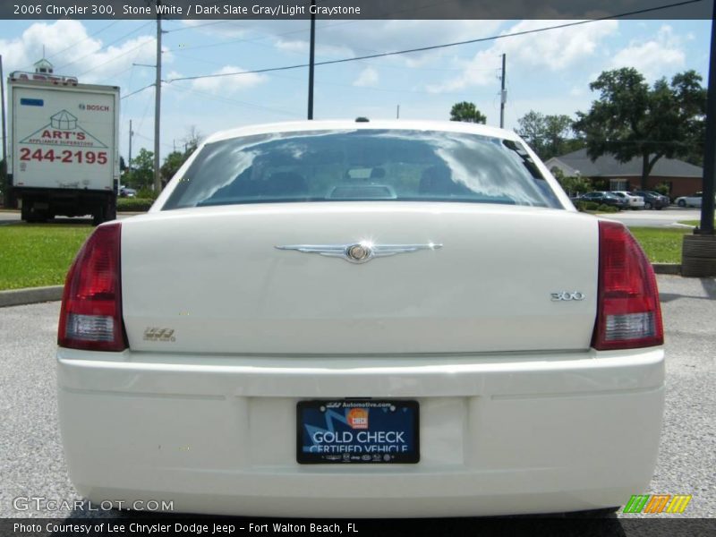 Stone White / Dark Slate Gray/Light Graystone 2006 Chrysler 300