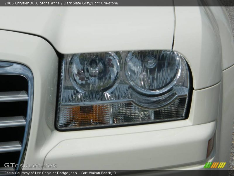 Stone White / Dark Slate Gray/Light Graystone 2006 Chrysler 300