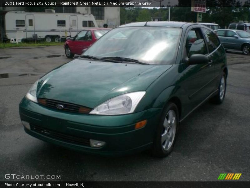 Rainforest Green Metallic / Medium Graphite Grey 2001 Ford Focus ZX3 Coupe