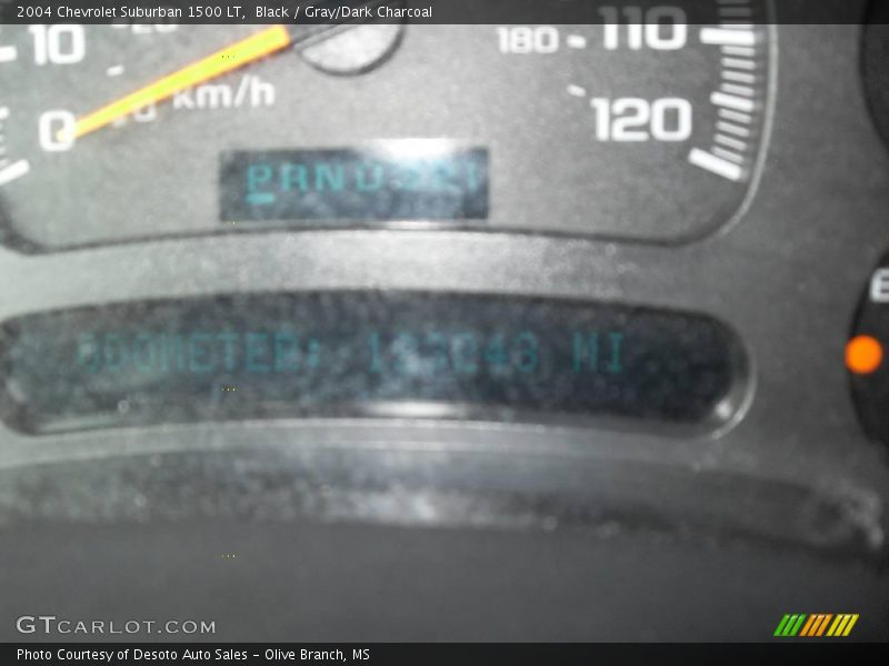 Black / Gray/Dark Charcoal 2004 Chevrolet Suburban 1500 LT