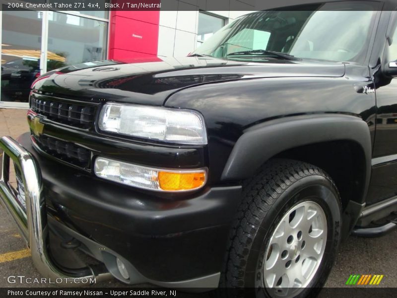 Black / Tan/Neutral 2004 Chevrolet Tahoe Z71 4x4