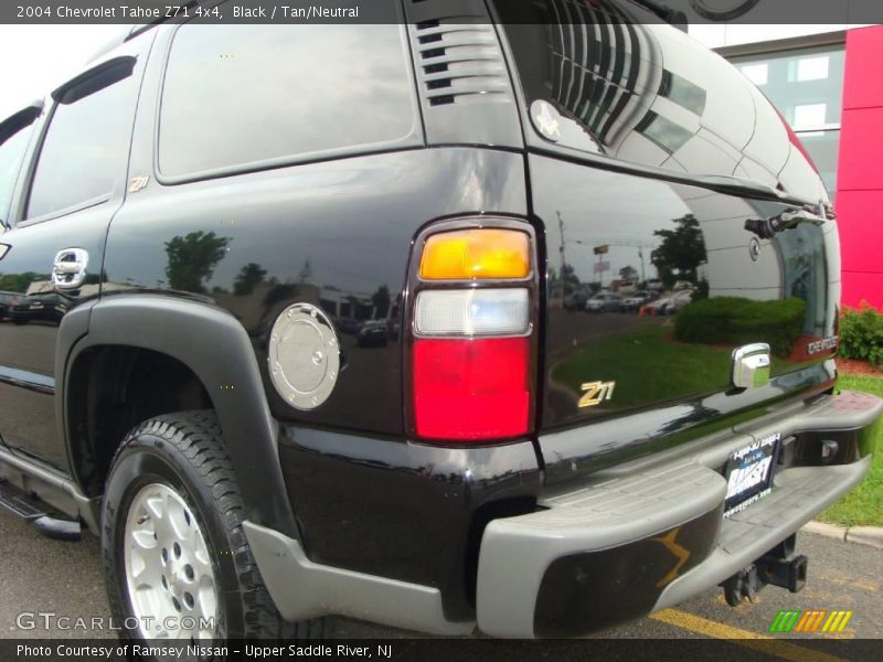 Black / Tan/Neutral 2004 Chevrolet Tahoe Z71 4x4